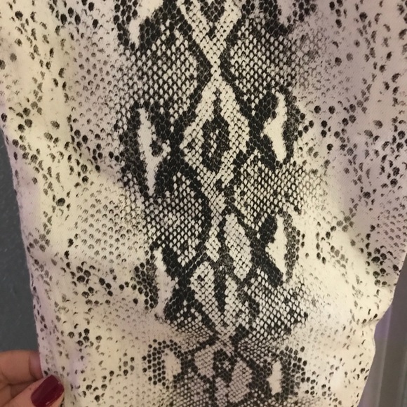 Zara snake stretchy jeans - Picture 3 of 4